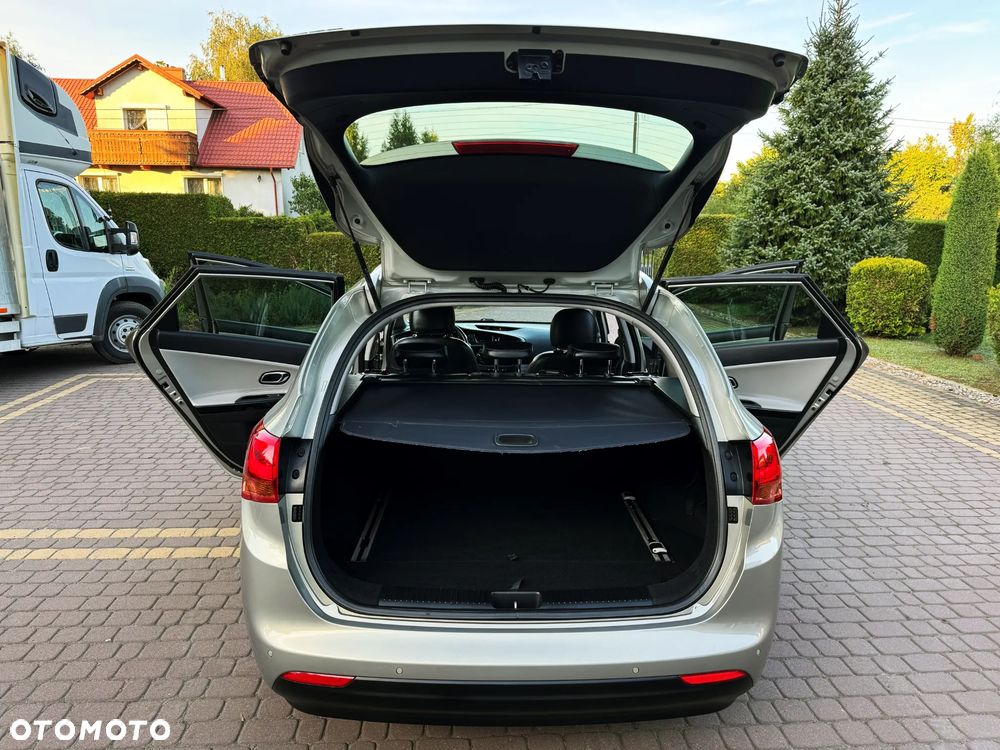 Kia Ceed 1.6 GDI Edition 7 - 4