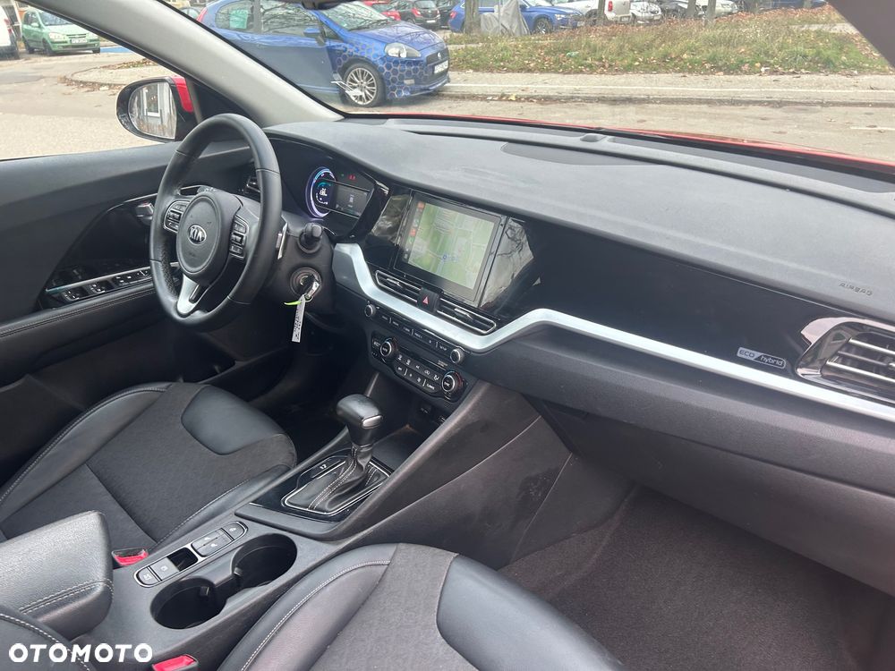 Kia Niro 1.6 GDI Hybrid L Business Line - 14
