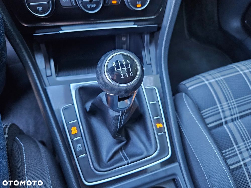 Volkswagen Golf GTD BlueMotion Technology - 32