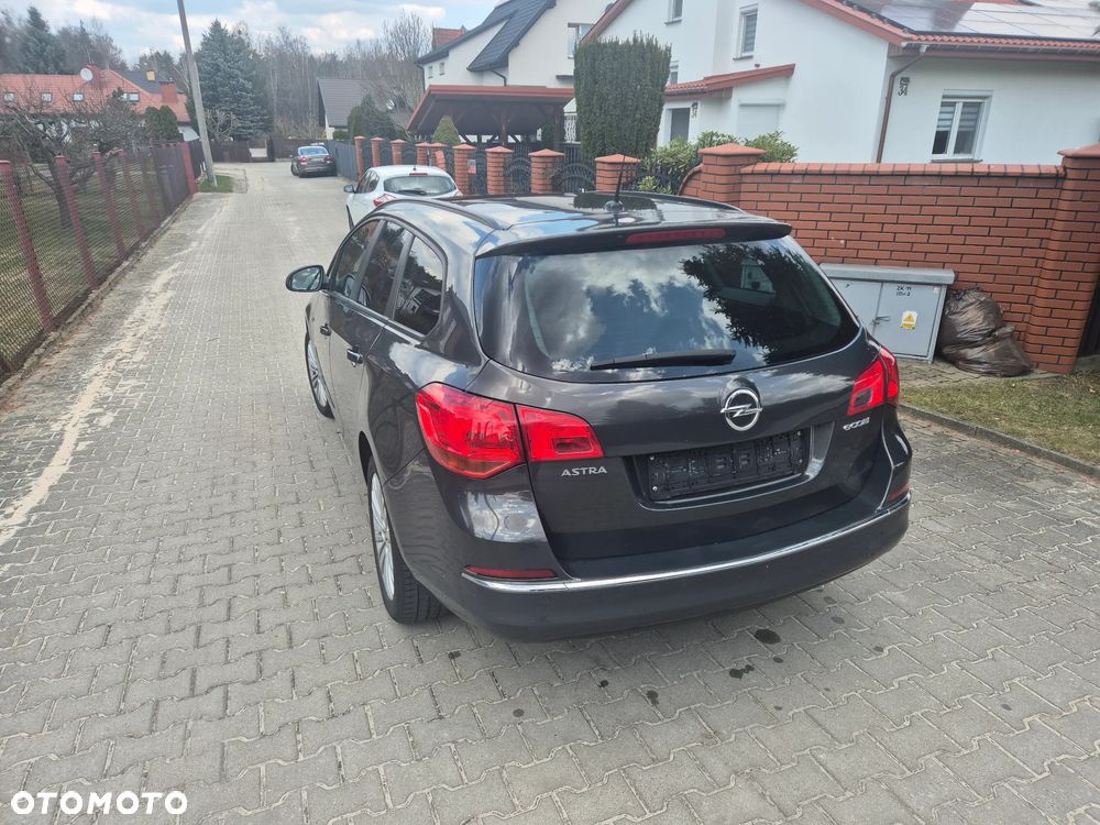 Opel Astra 1.4 Turbo Innovation - 8