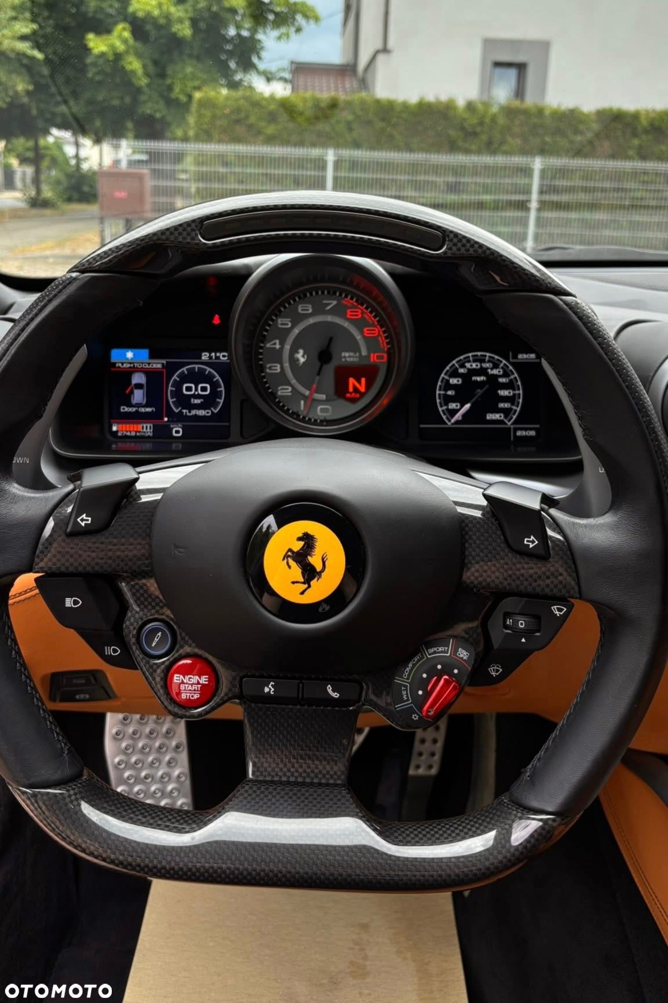 Ferrari GTC4Lusso - 7