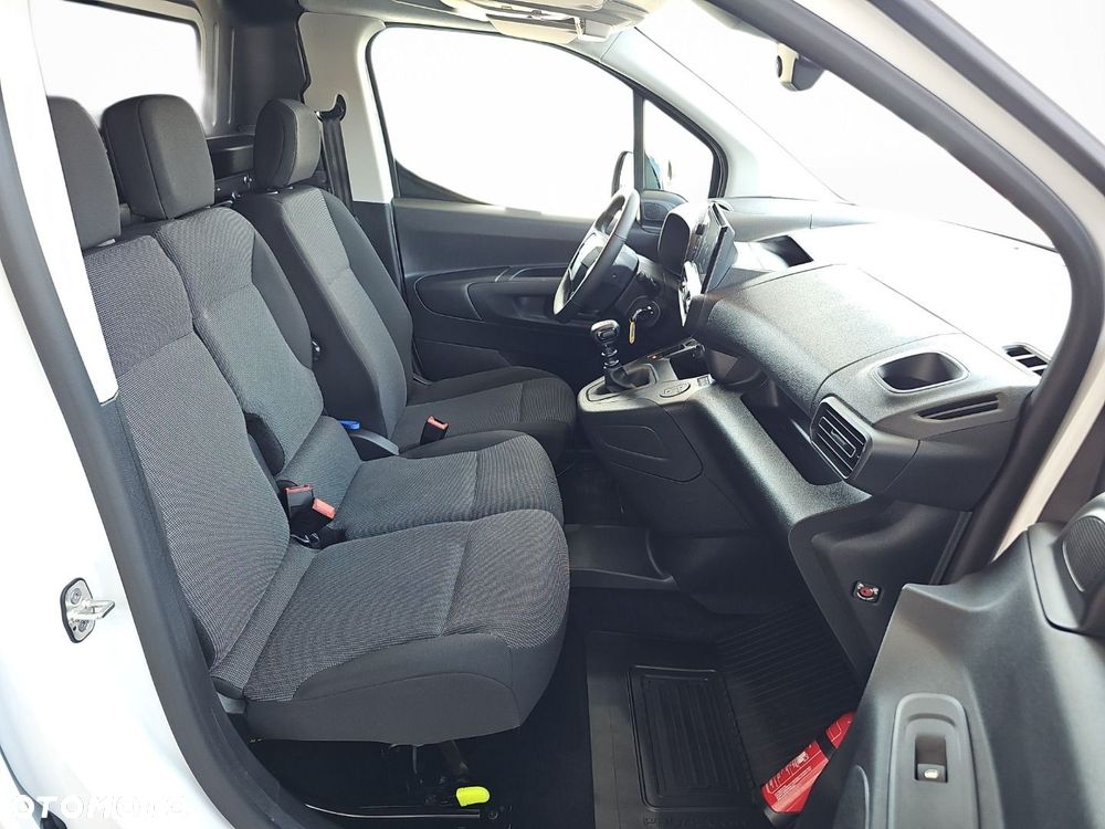 Toyota PROACE CITY - 7