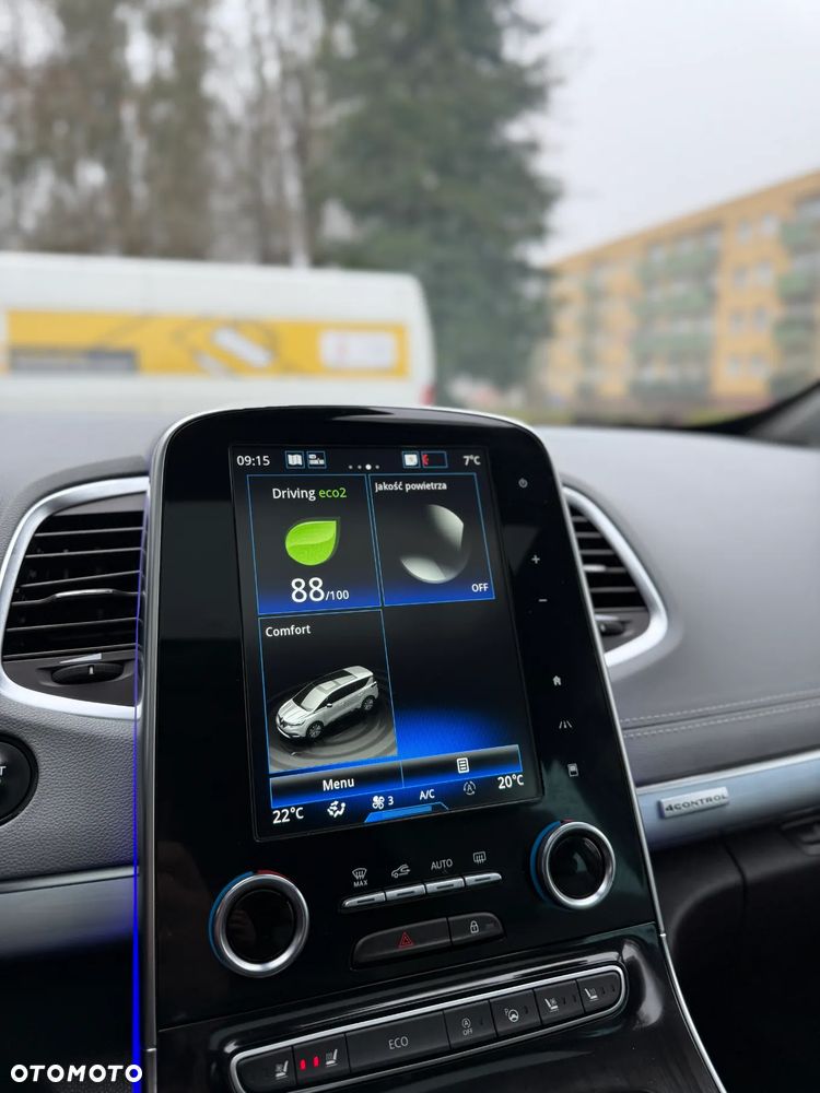 Renault Espace 1.6 dCi Energy Initiale Paris EDC 7os - 32