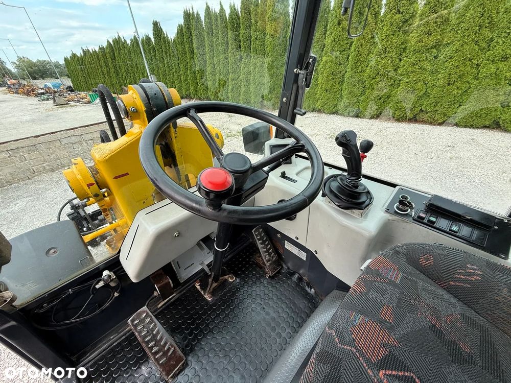 Kramer 318 / Z NIEMIEC / ORYGINAŁ / BARDZO ZWINNA - DWIE OSIE SKRĘTNE / SILNA / 418 320 420 520 312 - 31