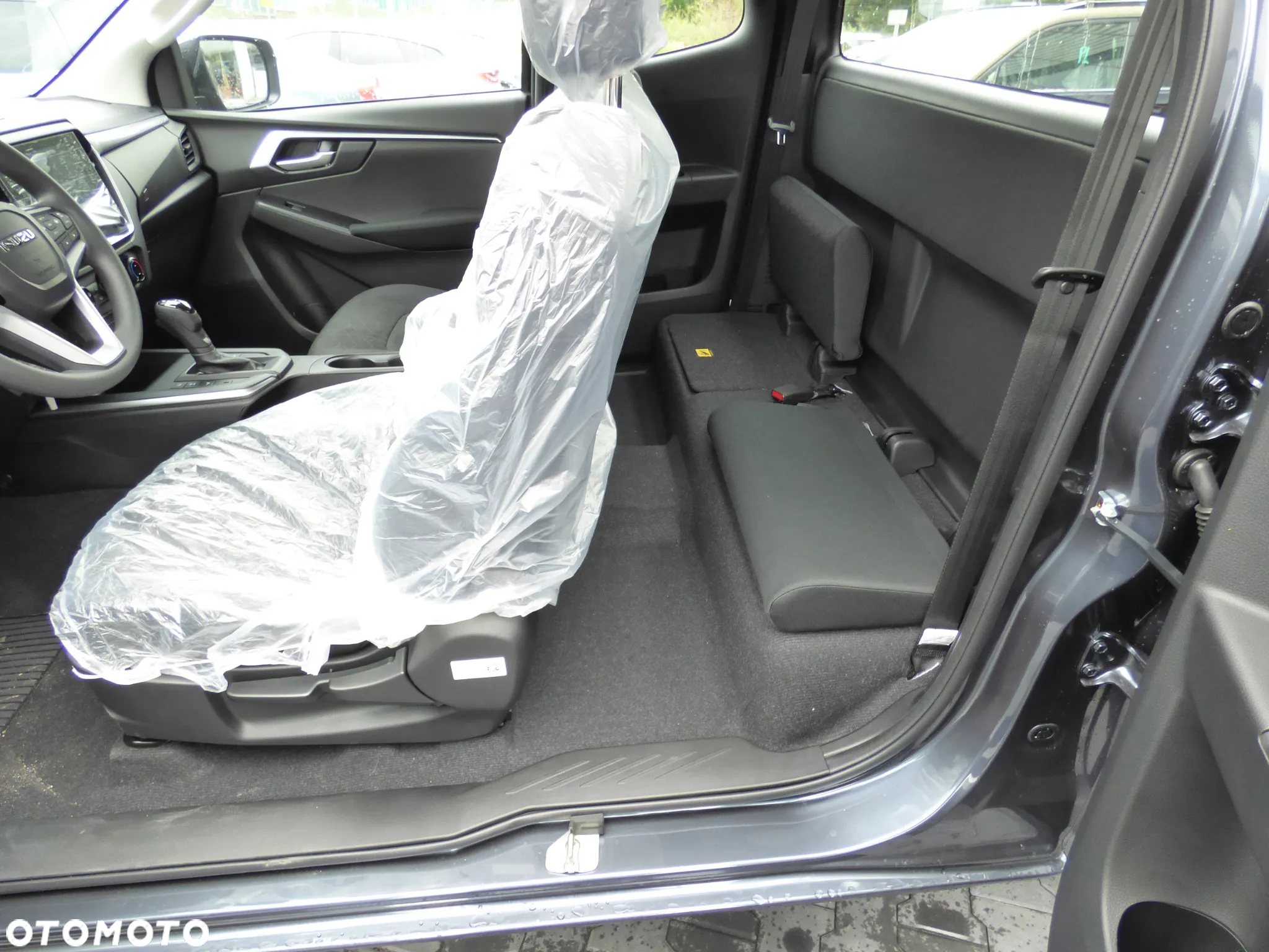 Isuzu D-Max 1.9 EC LS - 15