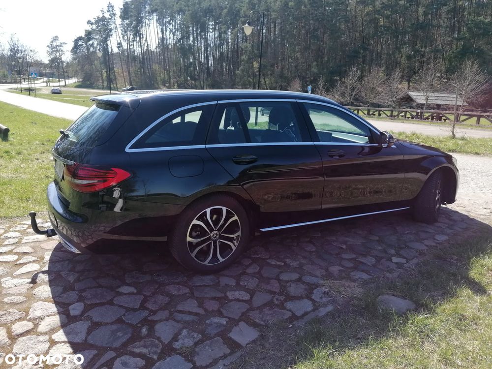 Mercedes-Benz Klasa C 180 9G-TRONIC Avantgarde - 9