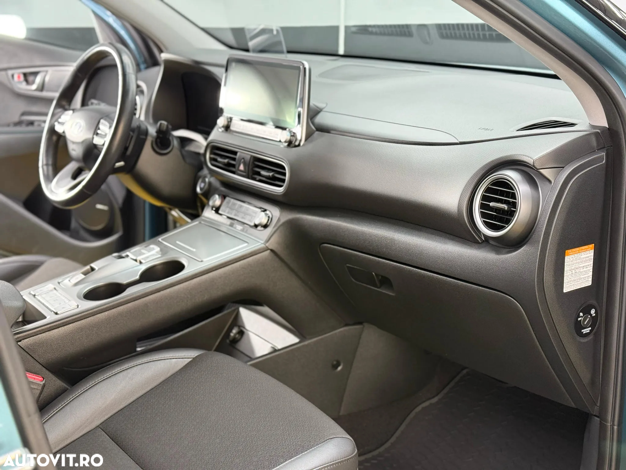 Hyundai KONA Electric 204CP Luxury+ - 24