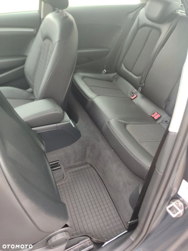 Audi A3 3-drzwiowe 1.4 TFSI Ambition - 5