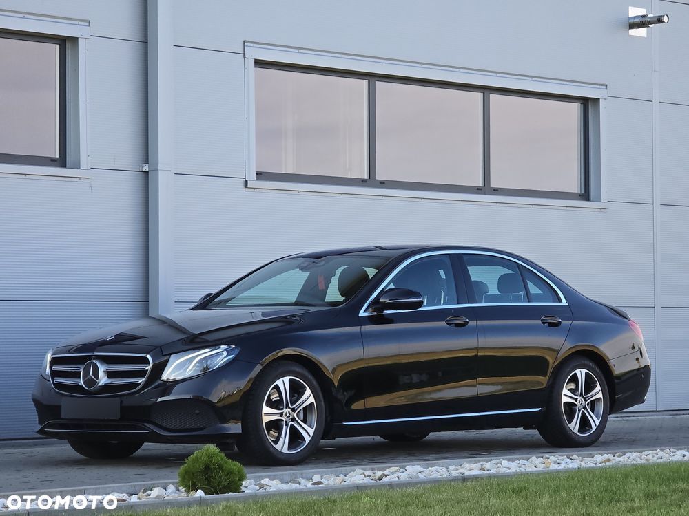 Mercedes-Benz Klasa E 250 9G-TRONIC - 1