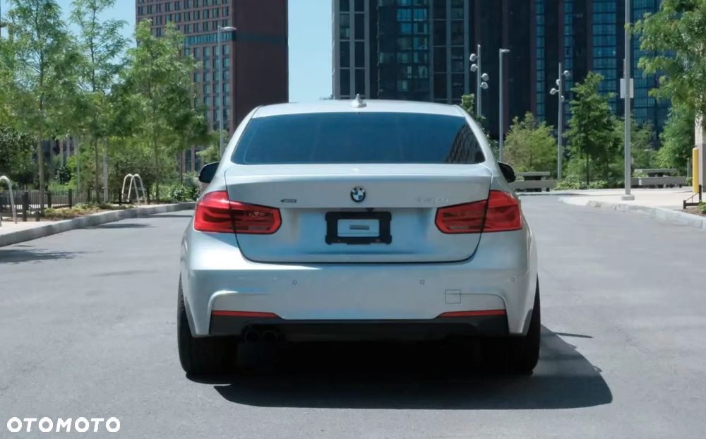 BMW Seria 3 330i xDrive M Sport Sport - 5