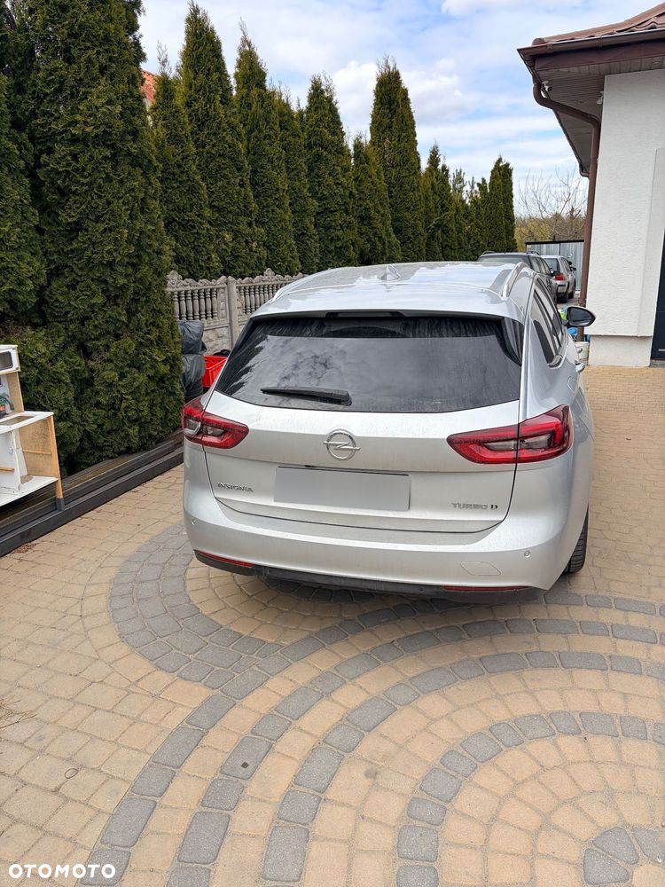Opel Insignia - 1