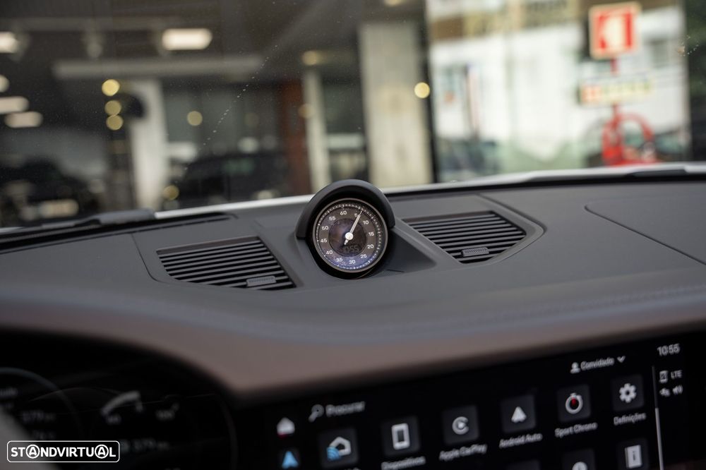 Porsche 911 (992) Carrera 4S PDK - 37