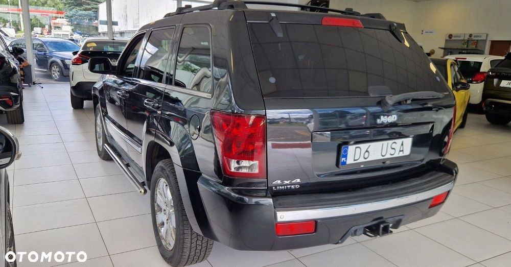 Jeep Grand Cherokee - 18