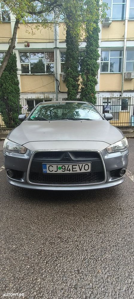 Mitsubishi Lancer - 1