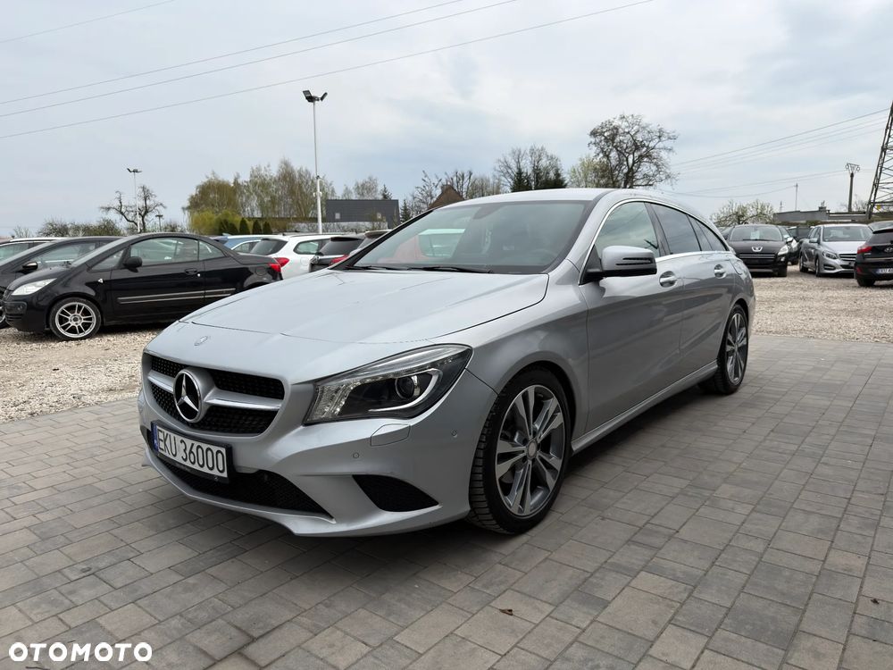 Mercedes-Benz CLA 200 d 7G-DCT - 16