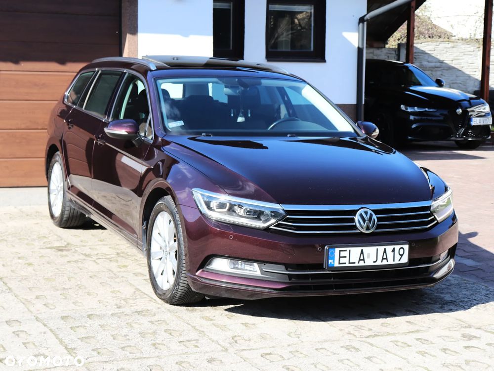 Volkswagen Passat 2.0 TDI SCR DSG Comfortline - 2