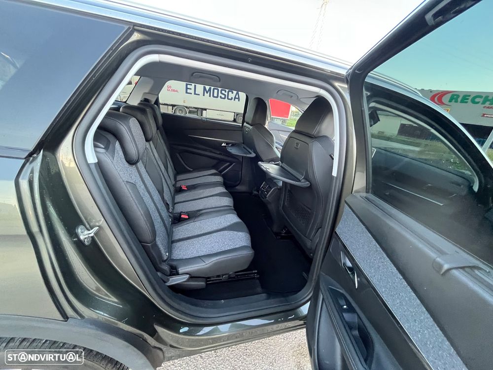 Peugeot 5008 1.2 PureTech Allure J18 - 25