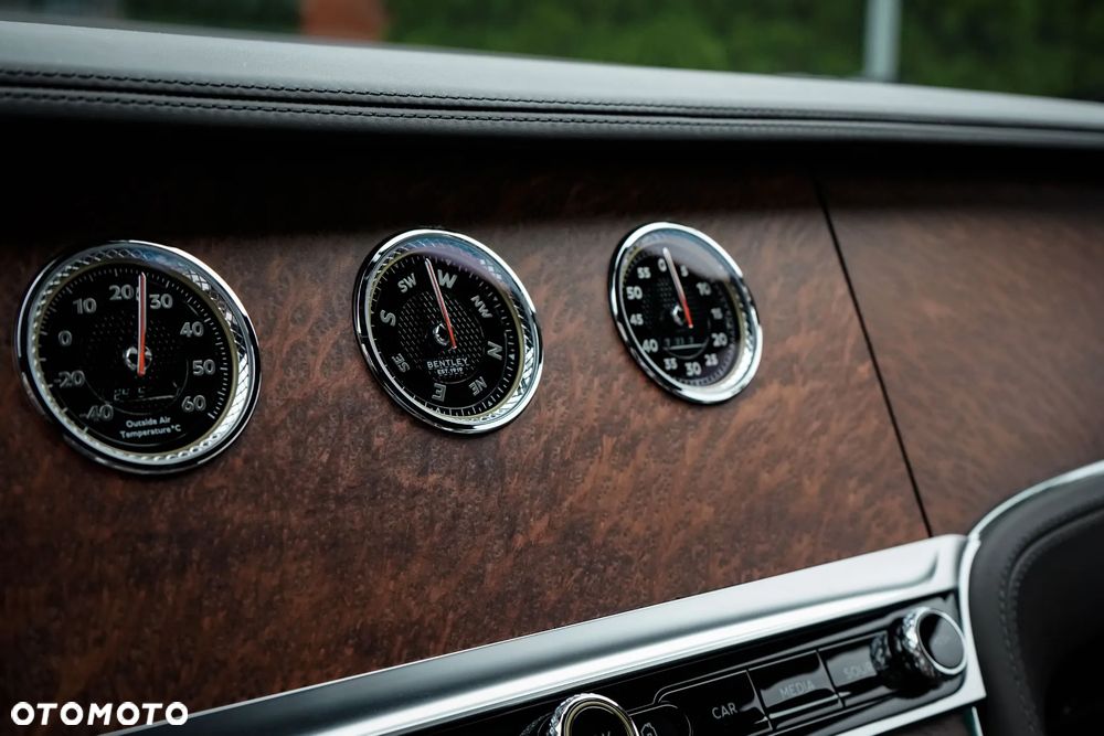 Bentley Continental GT Speed - 12