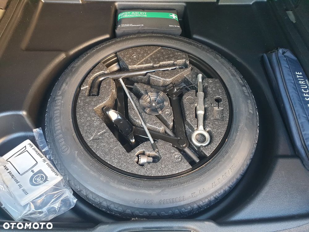 Volvo V60 D3 Geartronic Summum - 39