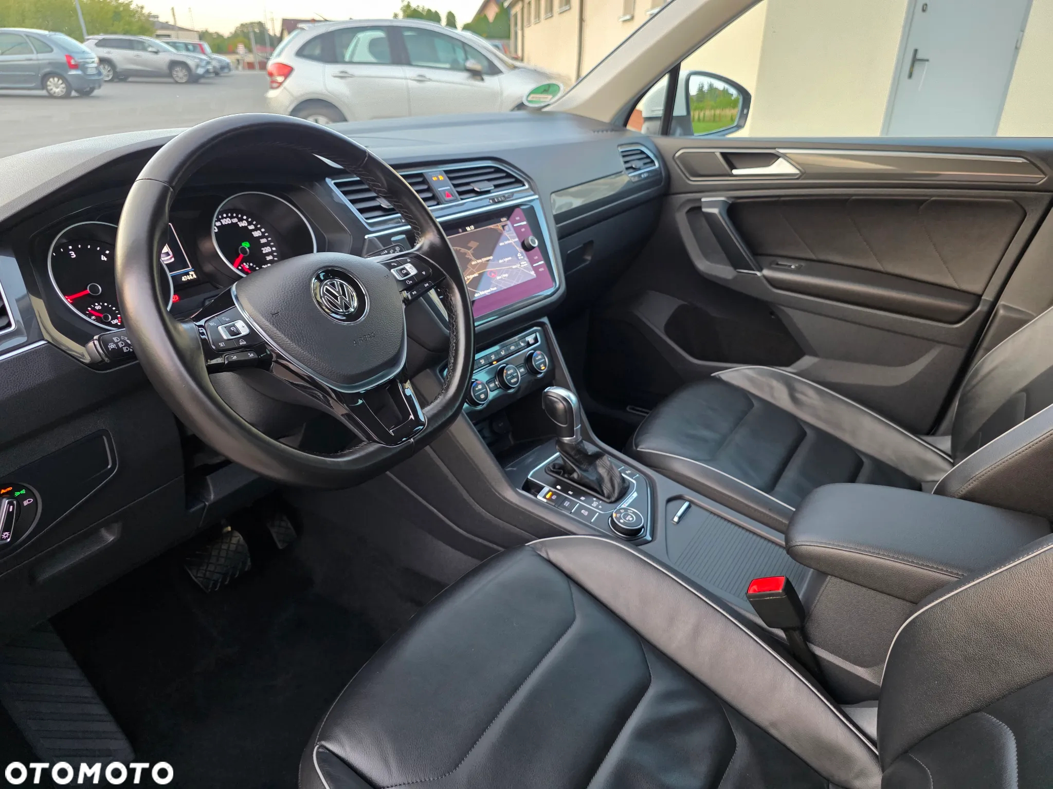 Volkswagen Tiguan 2.0 TDI SCR 4MOTION DSG Highline - 16