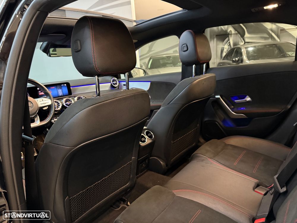 Mercedes-Benz A 250 Limousine e 8G-DCT AMG Line - 3