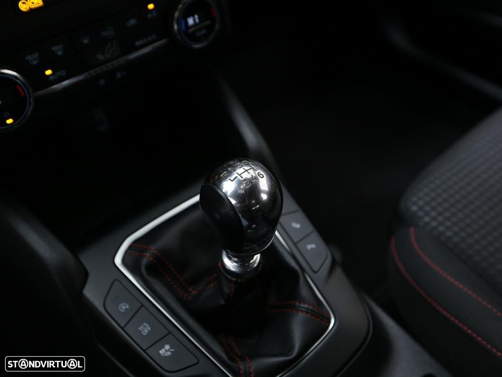 Ford Focus 1.5 TDCi EcoBlue ST-Line - 27