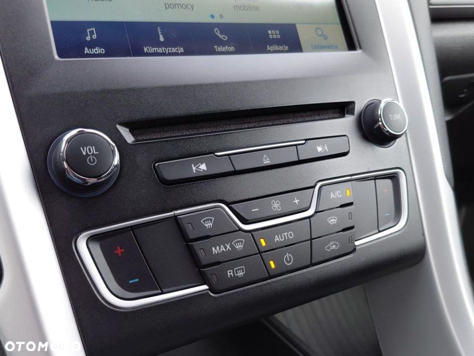 Ford Mondeo - 25