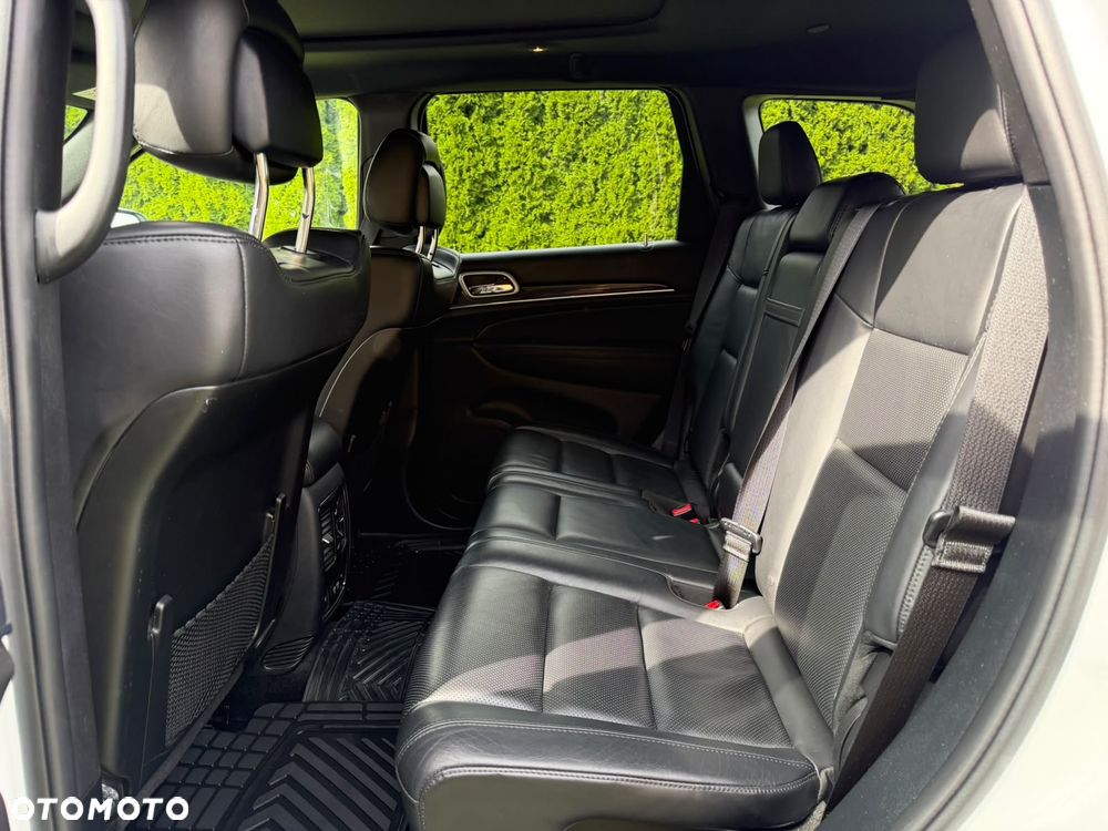 Jeep Grand Cherokee - 10