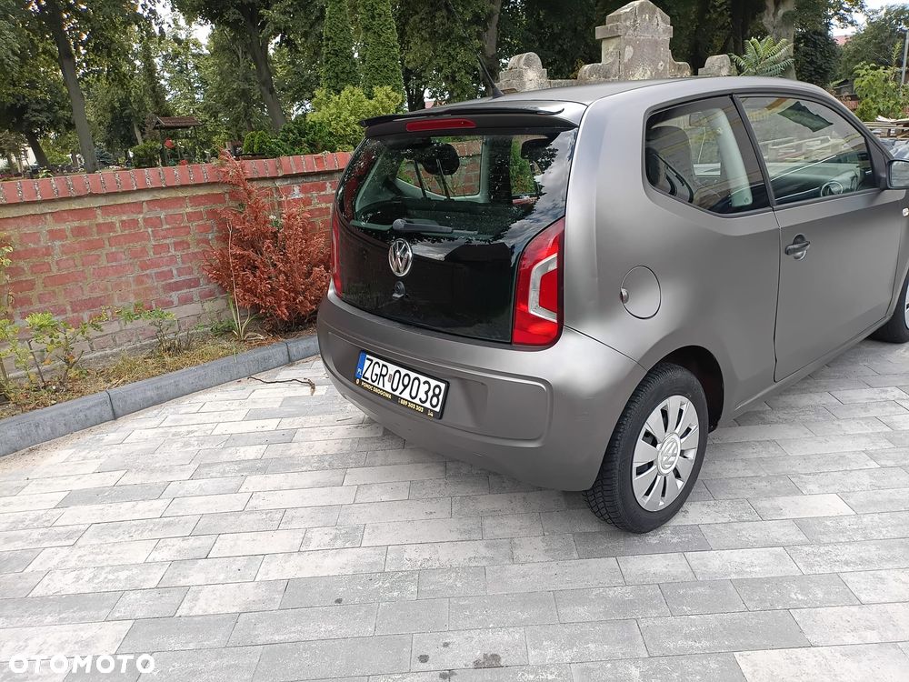 Volkswagen up! - 3