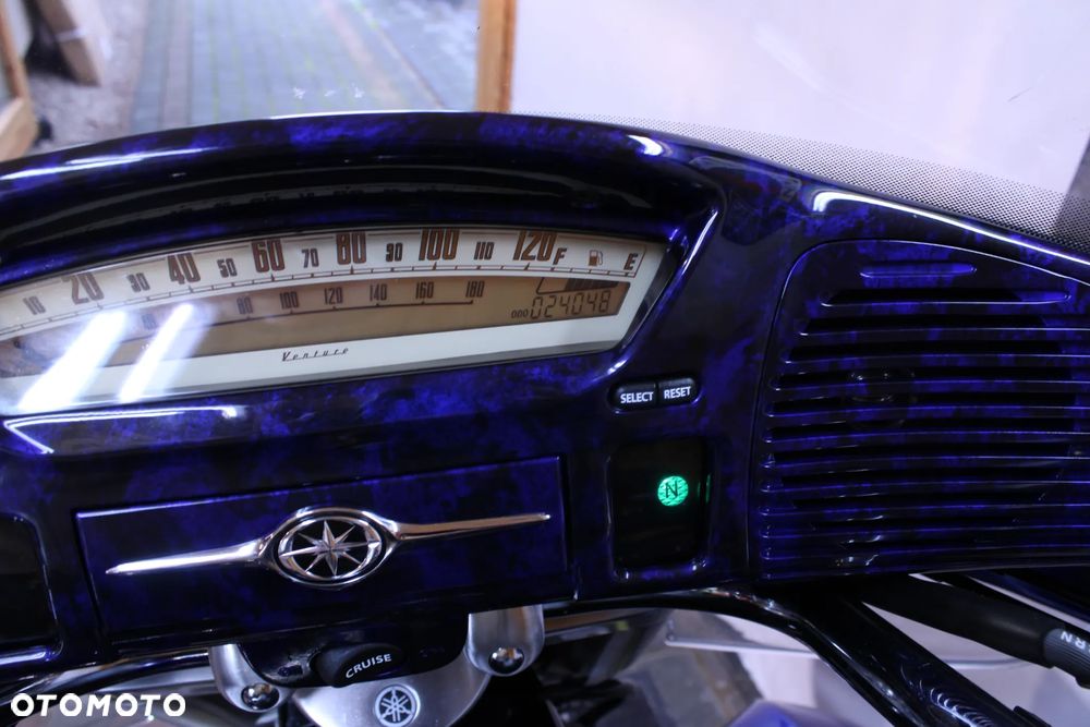 Yamaha XVZ - 15