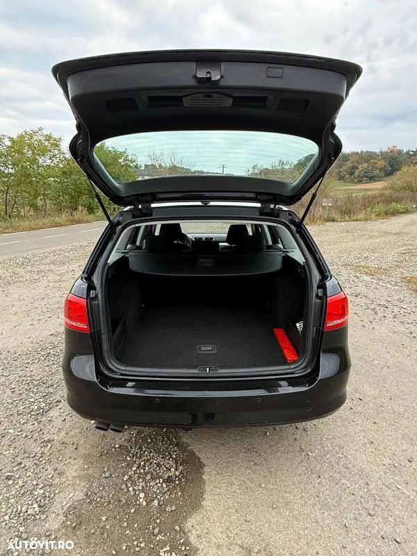 Volkswagen Passat 2.0 TDI Comfortline - 5