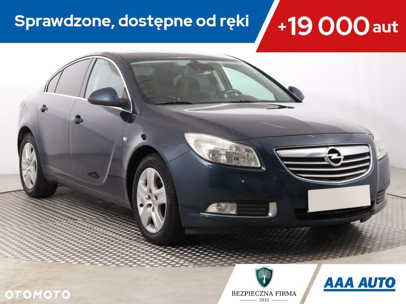 Opel Insignia - 1