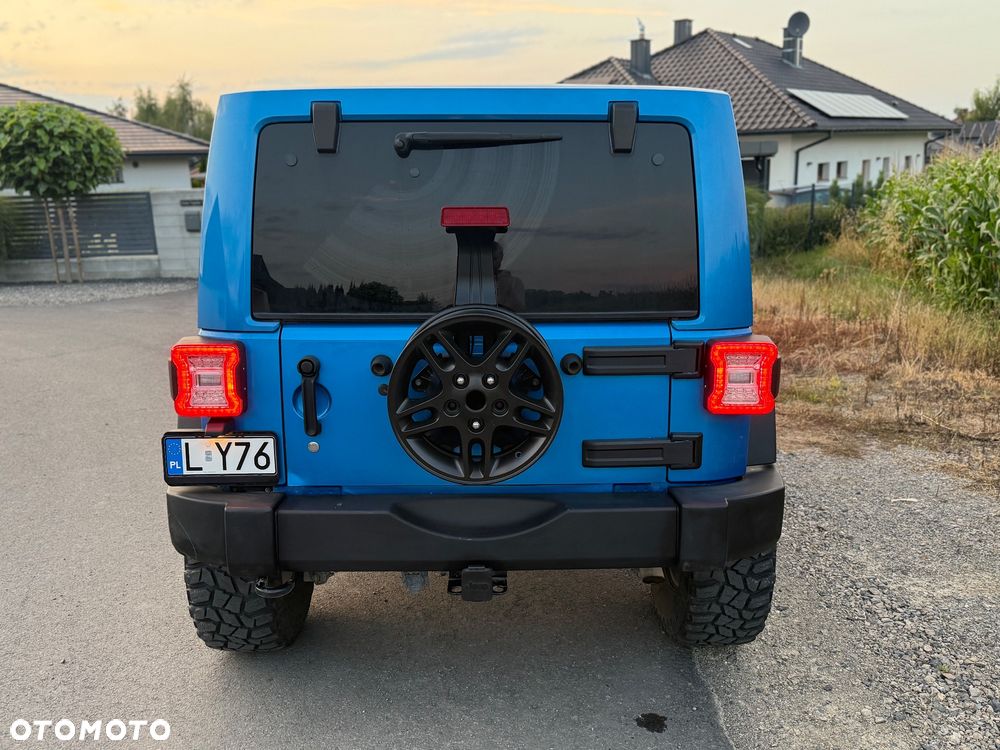 Jeep Wrangler 3.6 Unlim Sahara - 3
