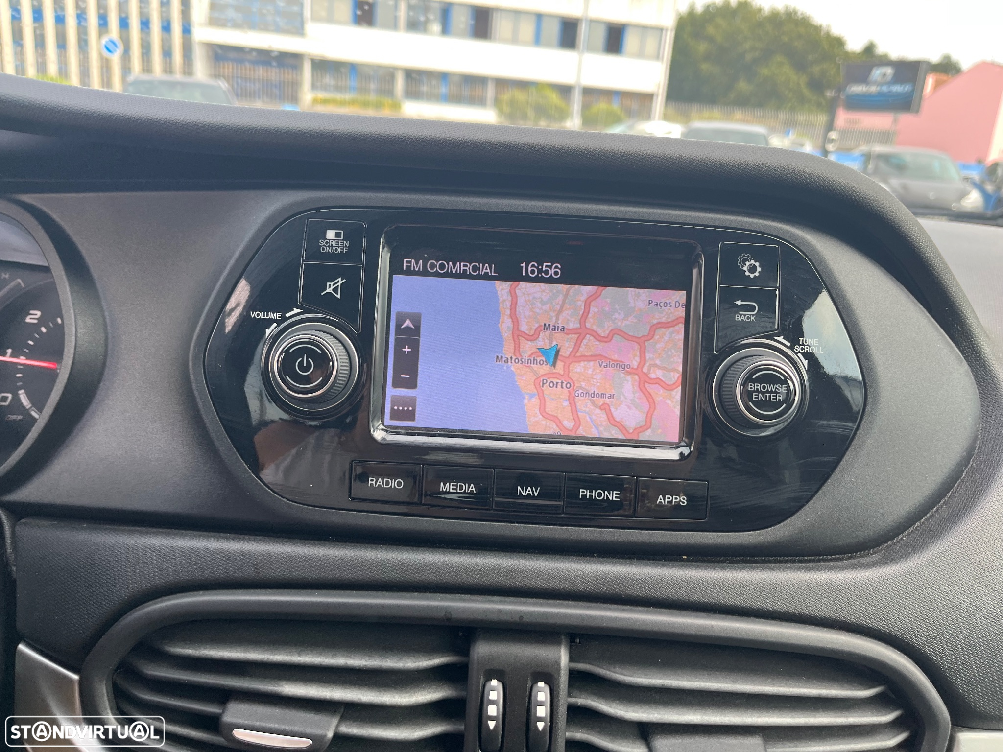 Fiat Tipo Station Wagon 1.3 M-Jet Street - 36