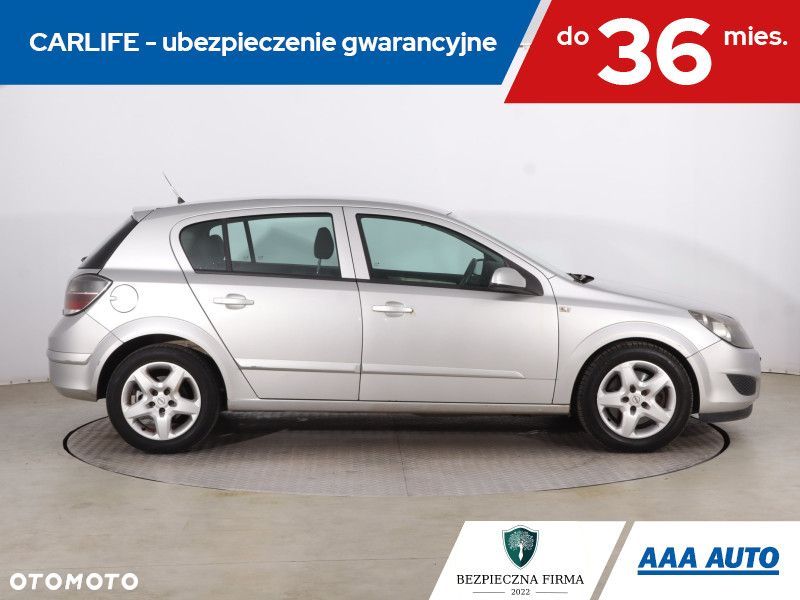 Opel Astra - 8
