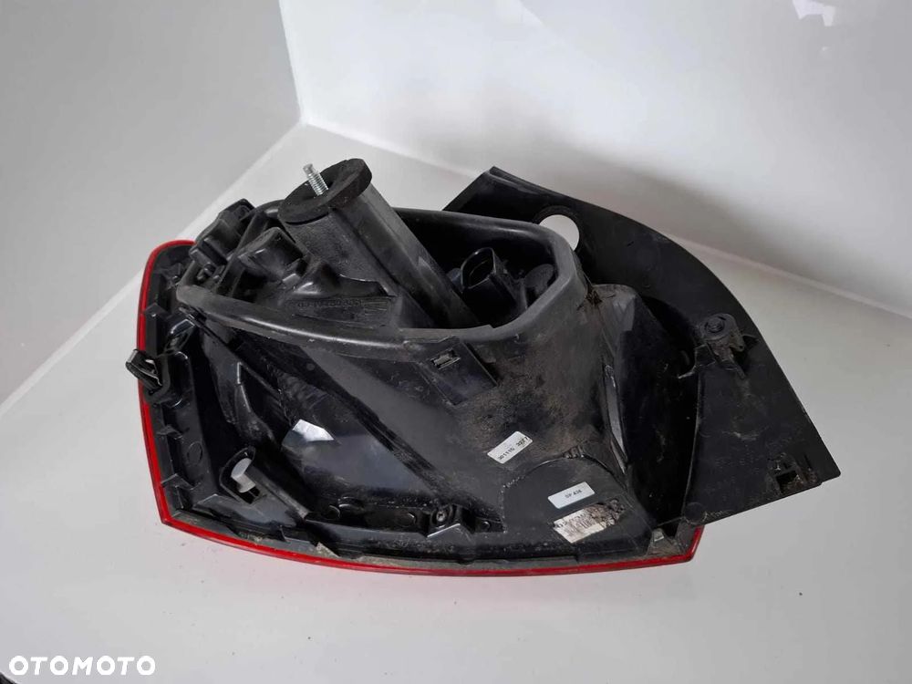 LAMPA TYLNA TYŁ PRAWA SEAT IBIZA IV 6J 6J4945258D HB - 6