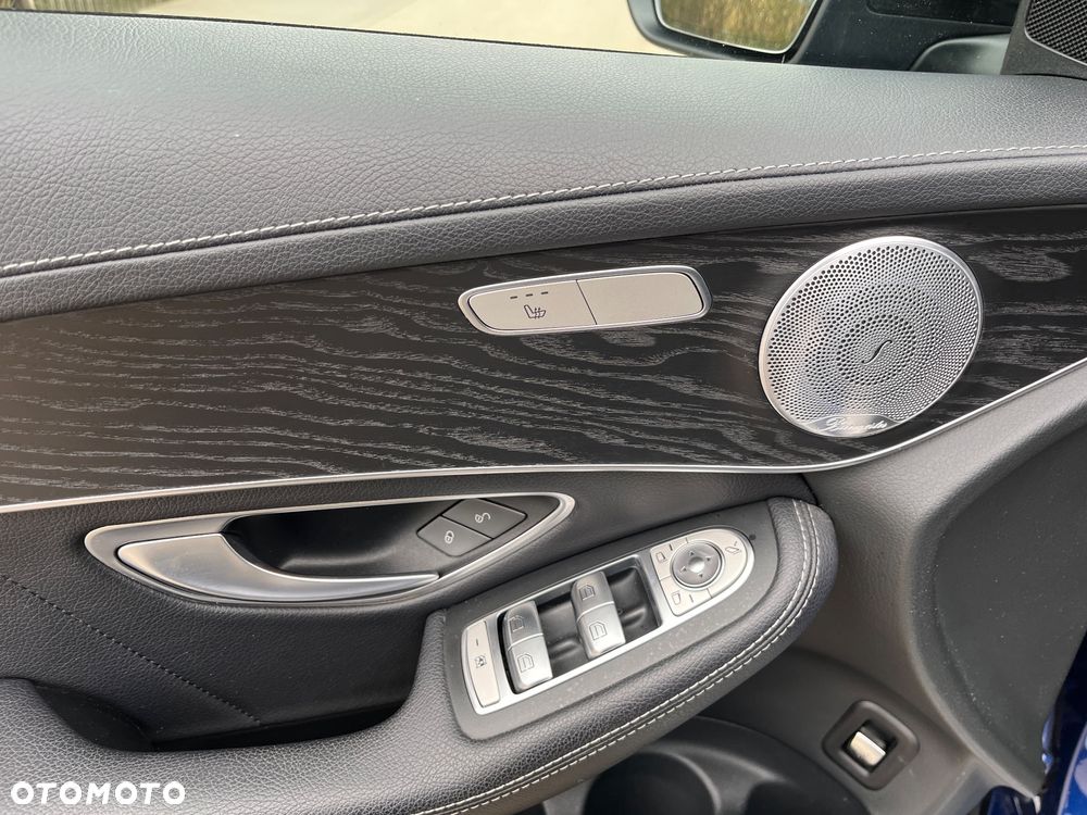 Mercedes-Benz GLC - 25