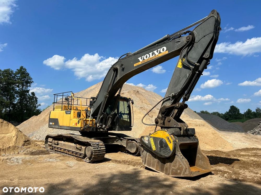 Volvo EC300DL - 1
