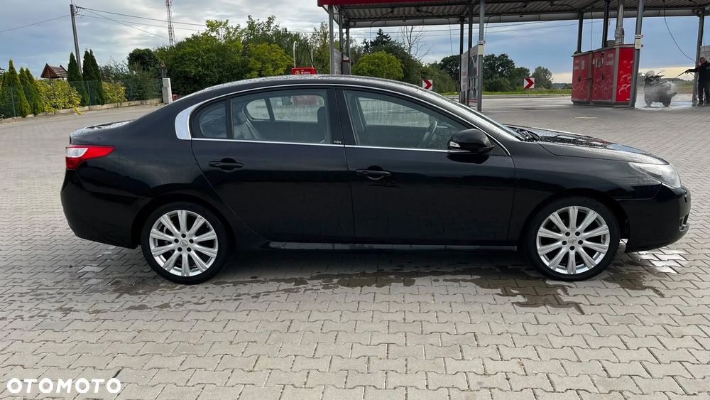 Renault Latitude - 12