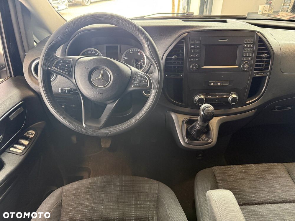 Mercedes-Benz Vito - 13