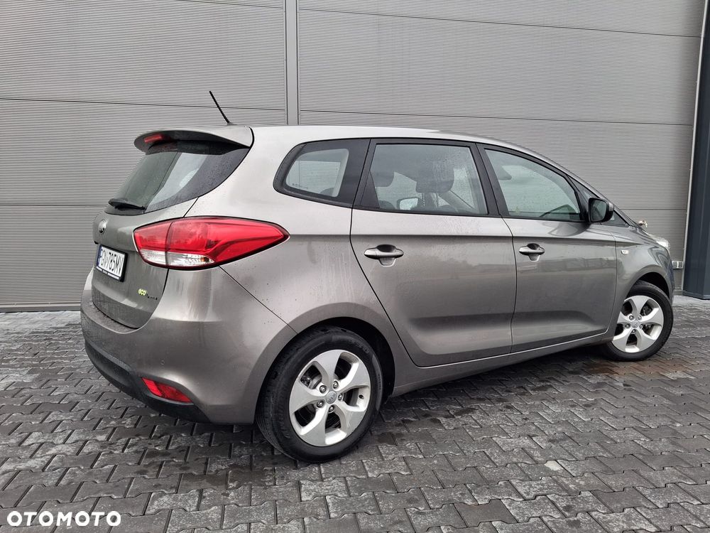 Kia Carens 1.7 CRDi M 7os EU6 - 5