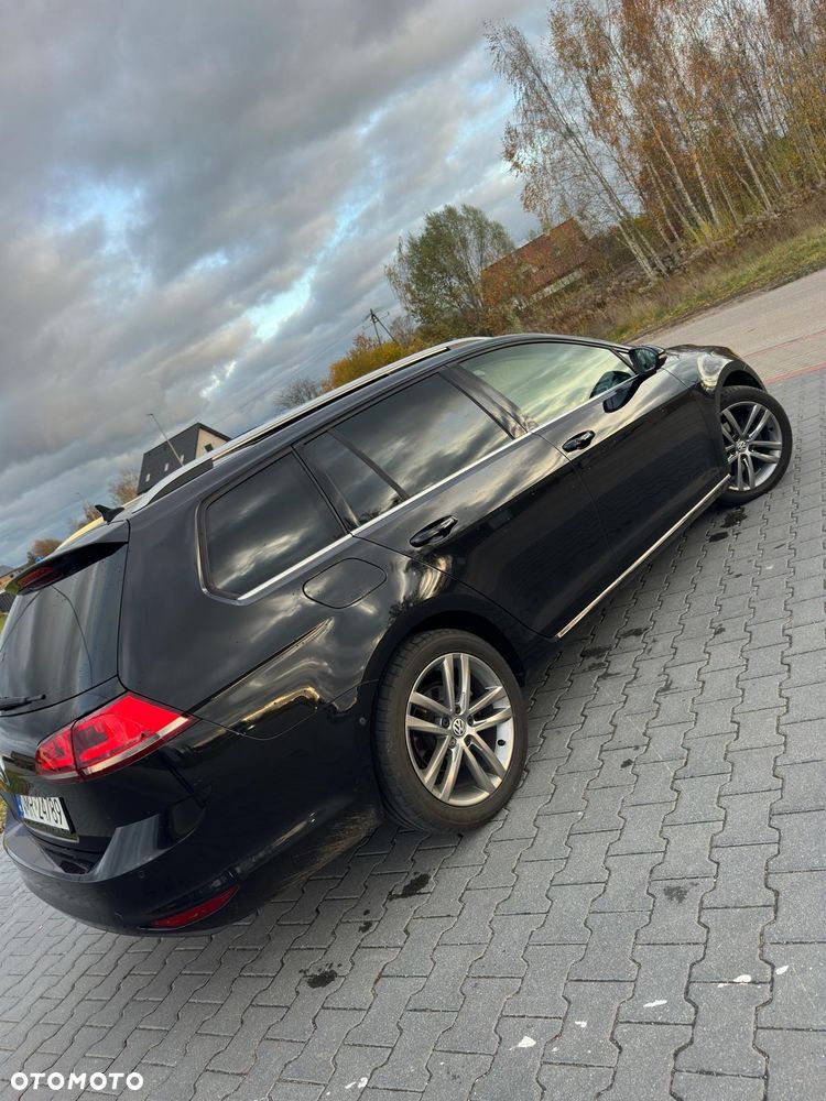 Volkswagen Golf 2.0 TDI SCR Highline - 22