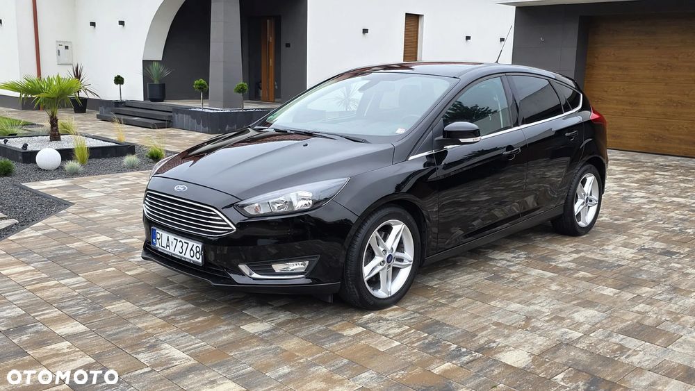 Ford Focus 1.5 EcoBoost STart-Stopp-System TITANIUM - 2