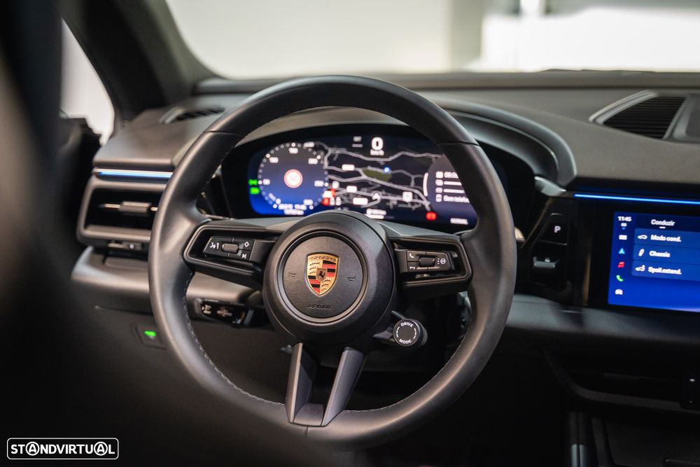 Porsche Macan Electric - 19