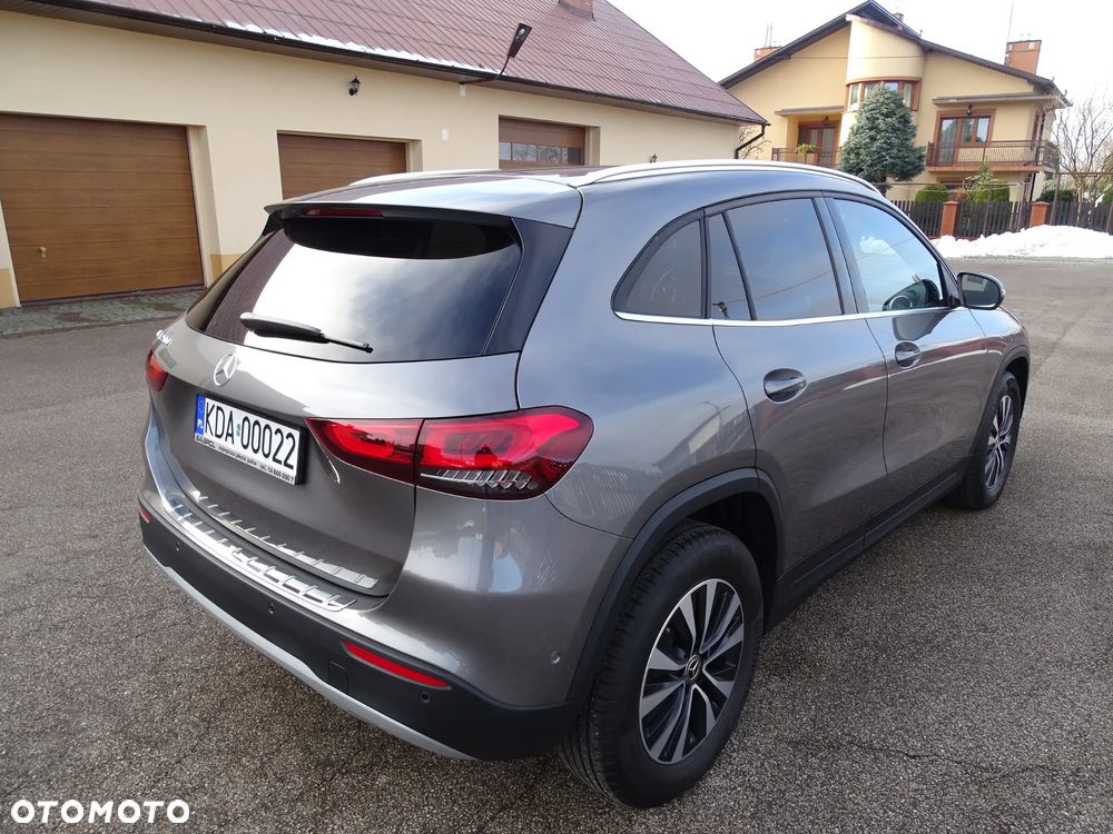 Mercedes-Benz GLA 200 - 5