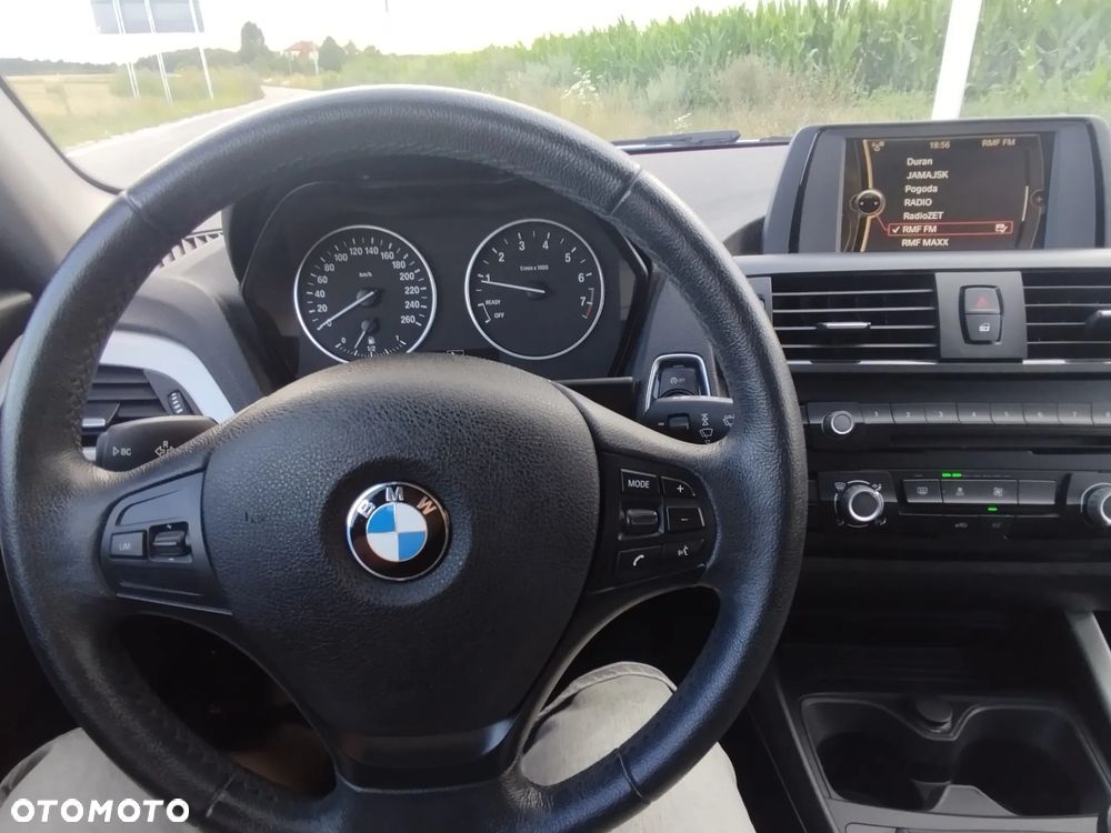 BMW Seria 1 114i - 10