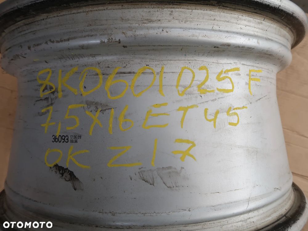 z17 Felga Ausi A4 B8  8K0601025F 7,5x16et45 - 8