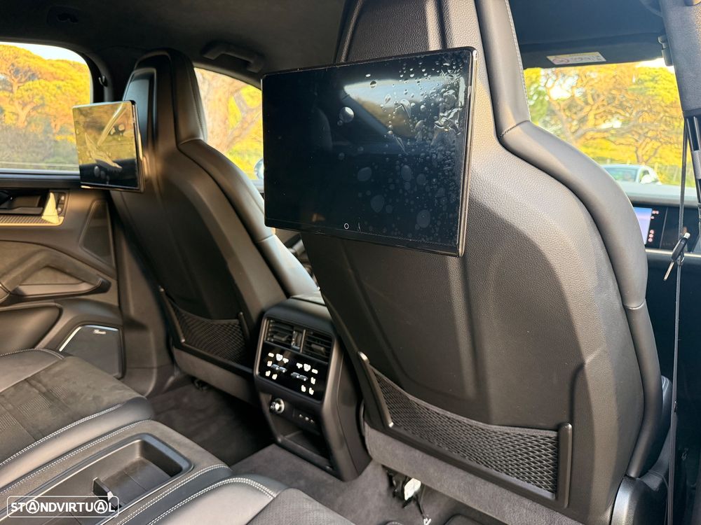 Porsche Cayenne Coupé Turbo E-Hybrid Tiptronic S GT-Pack - 17