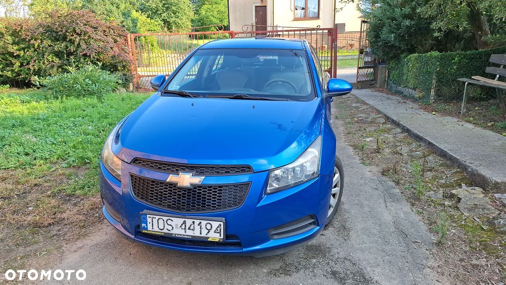 Chevrolet Cruze 1.6 Base - 1