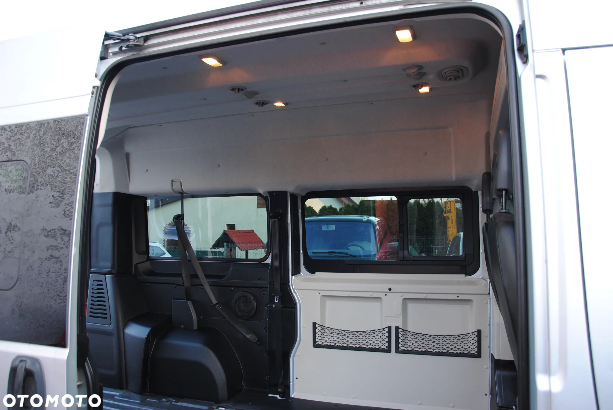 Peugeot Boxer HDi 333 L2H2 Active - 16